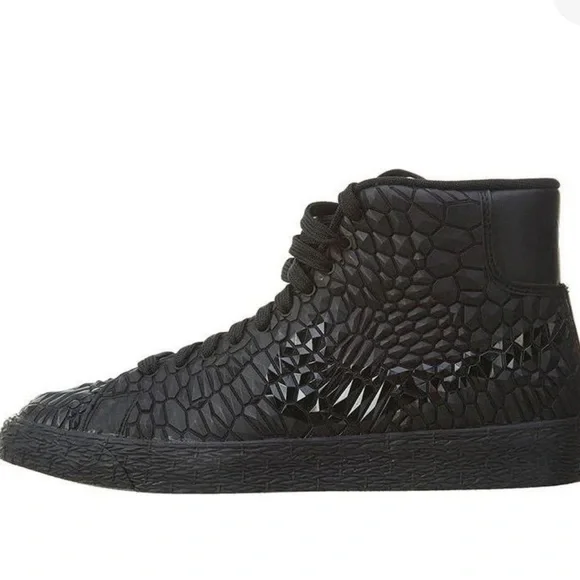 NIKE Blazer MID DMB W Ladies Formateurs Noir